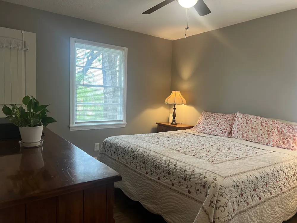 1305 Hillcrest Drive Graham, TX 76450