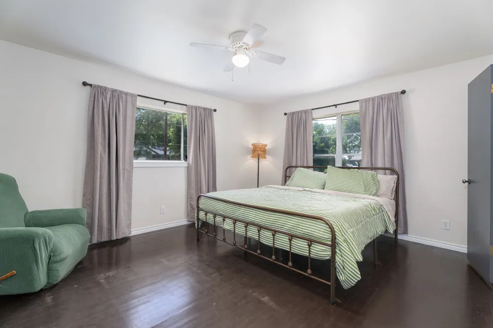137 Gardner Drive Palestine, TX 75803