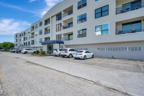 793 Davis Road #112
