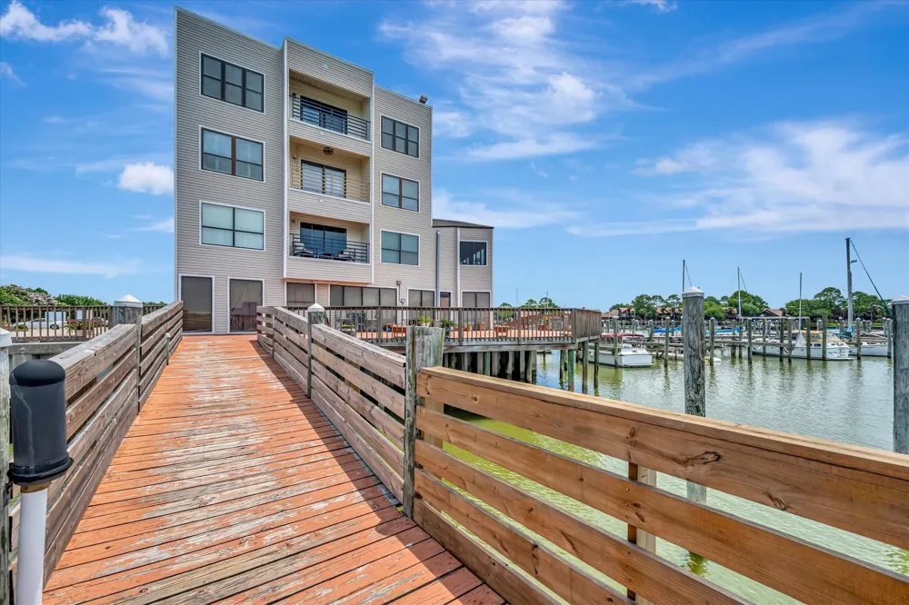 793 Davis Road #112 League City, TX 77573