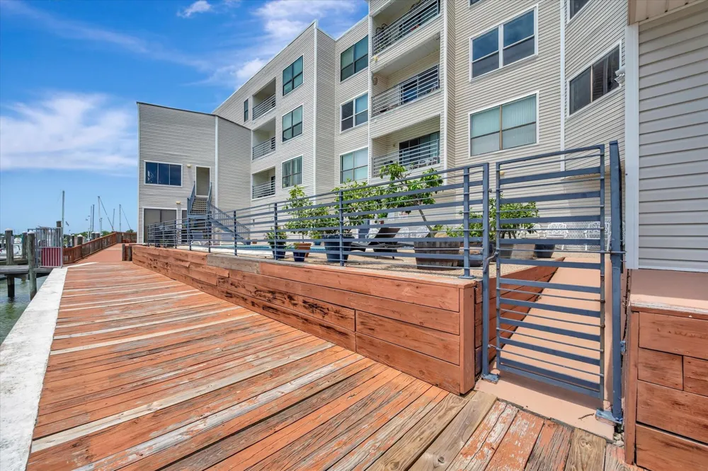 793 Davis Road #112 League City, TX 77573