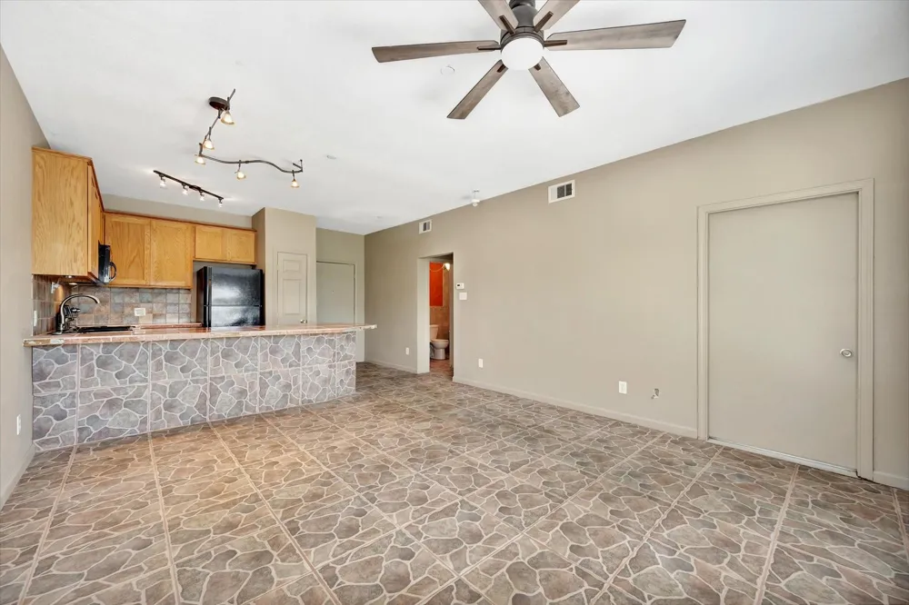 793 Davis Road #112 League City, TX 77573