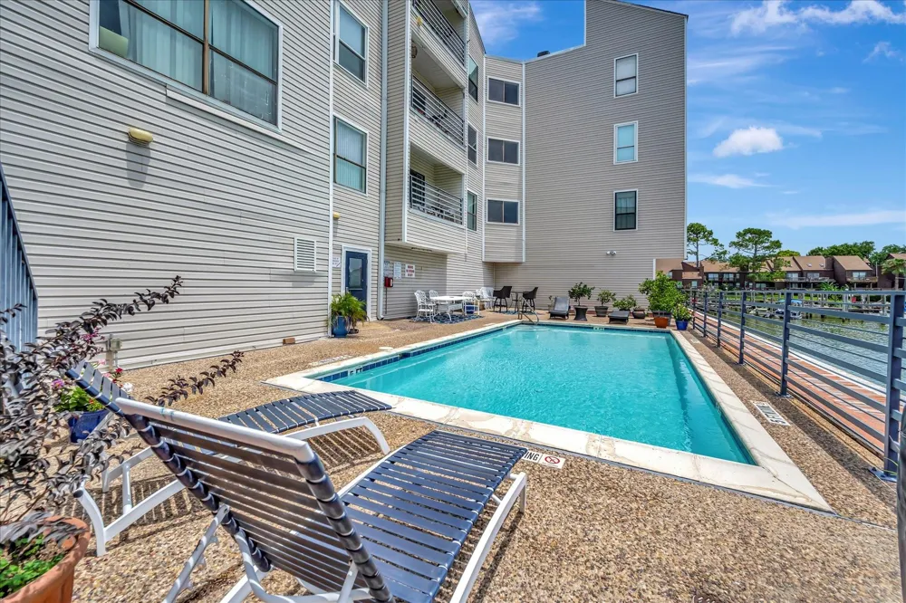 793 Davis Road #112 League City, TX 77573