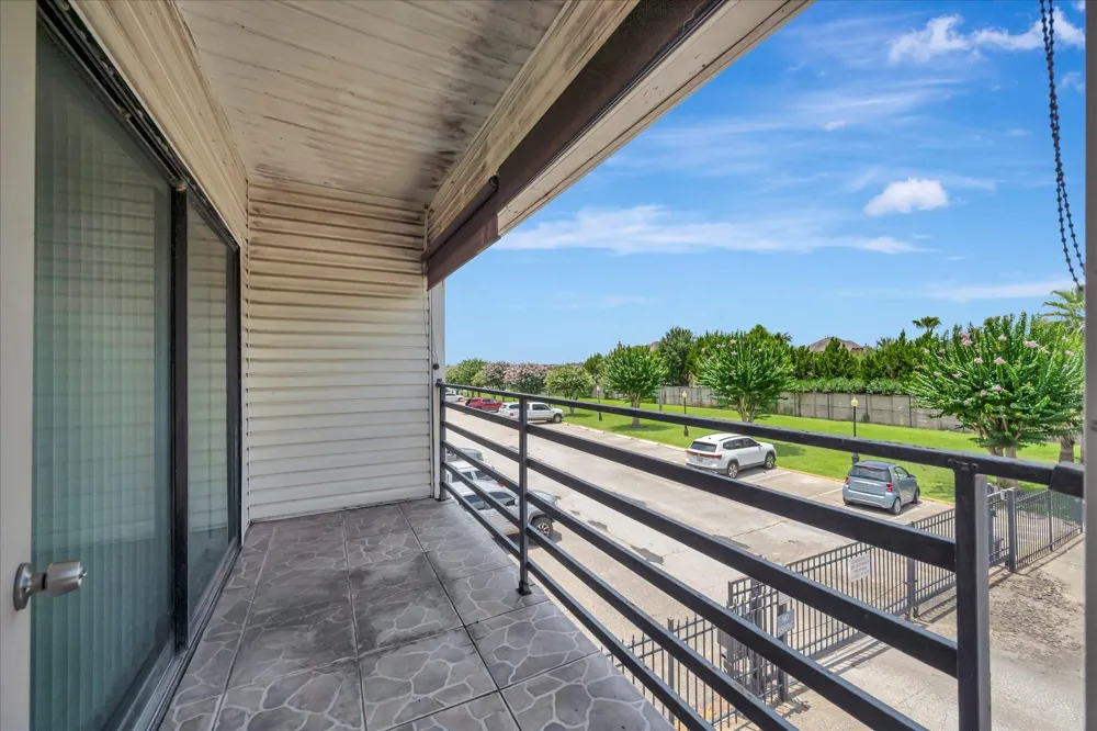 793 Davis Road #112 League City, TX 77573