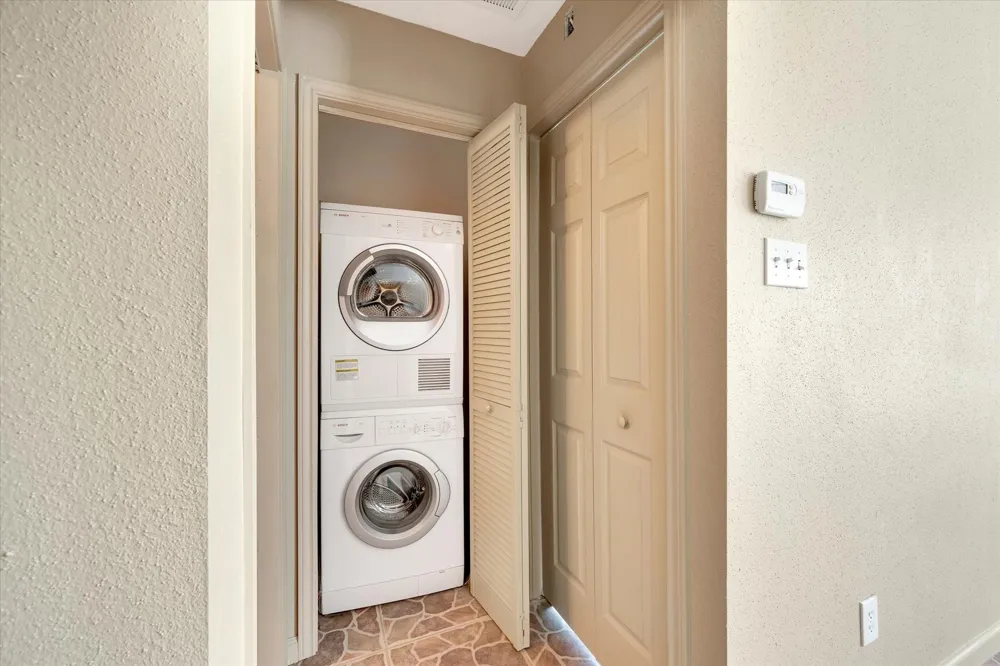 793 Davis Road #112 League City, TX 77573
