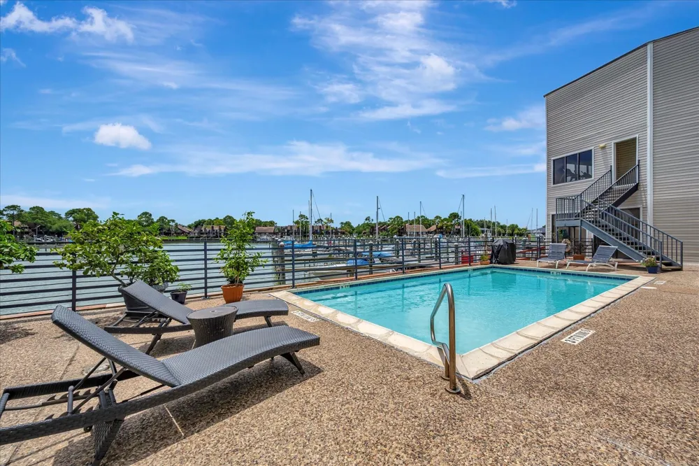 793 Davis Road #112 League City, TX 77573