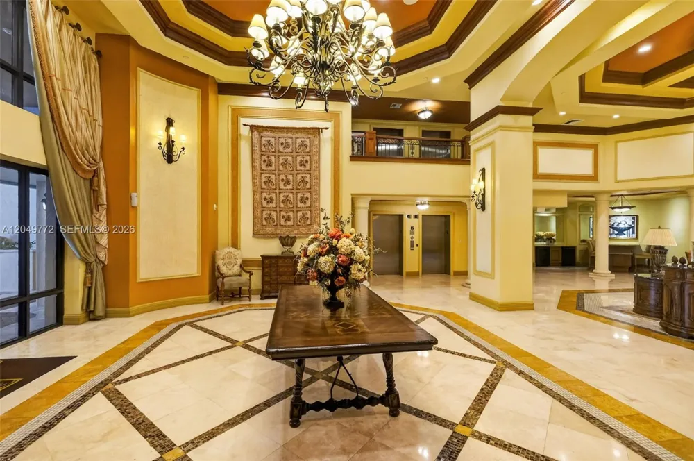 888 Douglas #806 Coral Gables, FL 33134