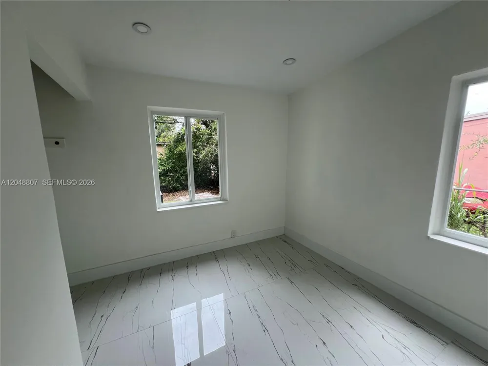 1831 Wilmington St Opa-Locka, FL 33054