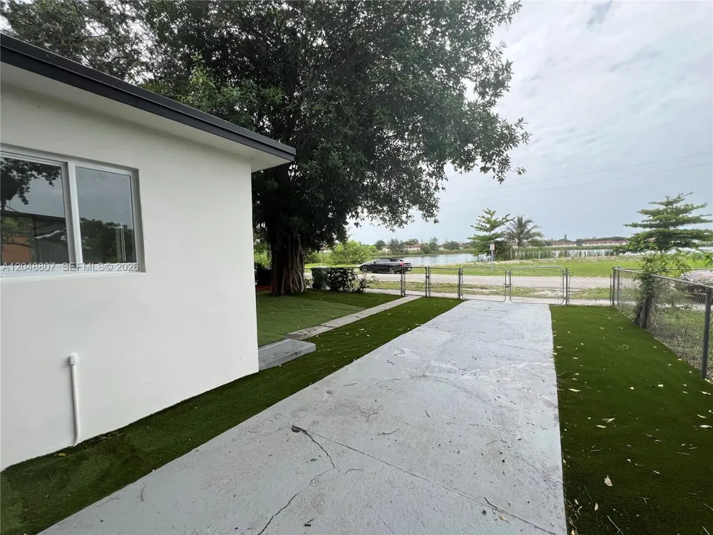 1831 Wilmington St Opa-Locka, FL 33054