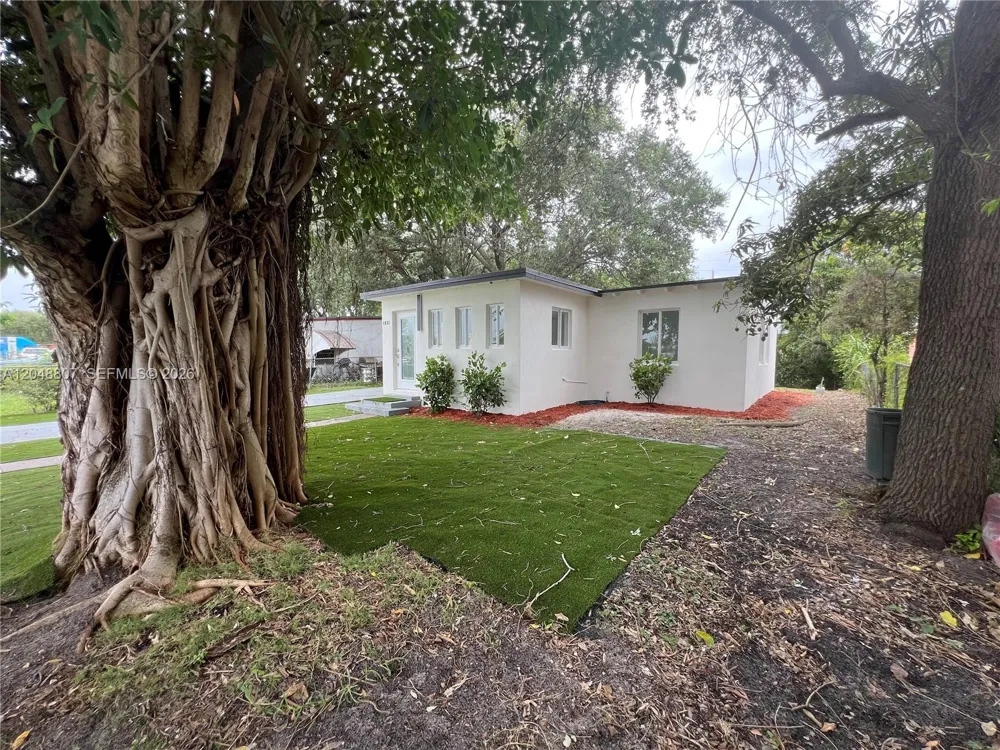 1831 Wilmington St Opa-Locka, FL 33054