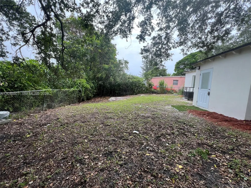 1831 Wilmington St Opa-Locka, FL 33054