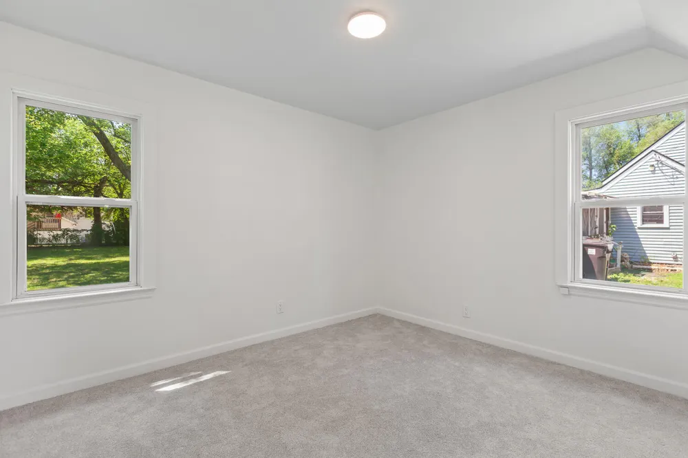 1055 Loren Road Adrian, MI 49221