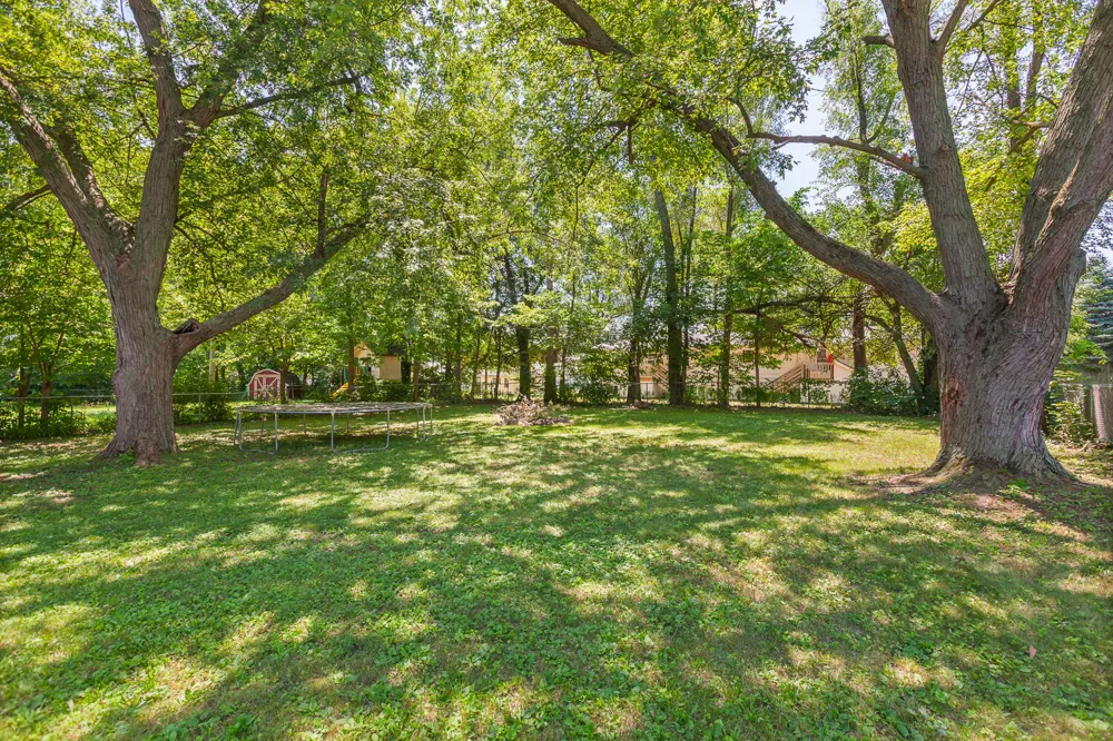 1055 Loren Road Adrian, MI 49221