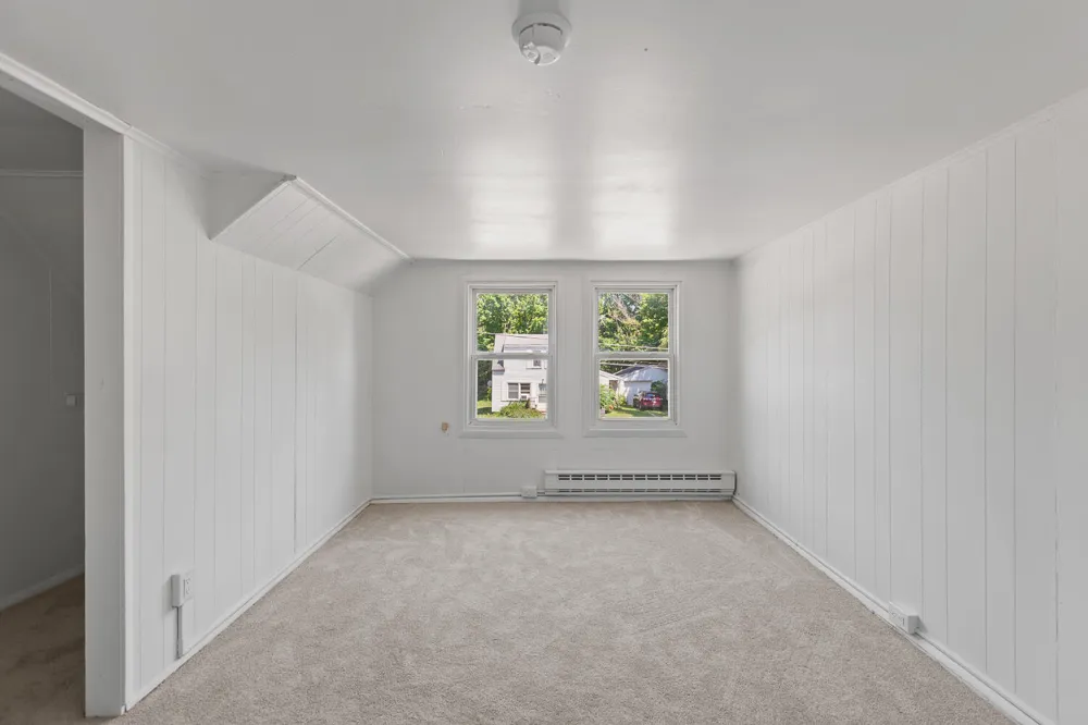 1055 Loren Road Adrian, MI 49221