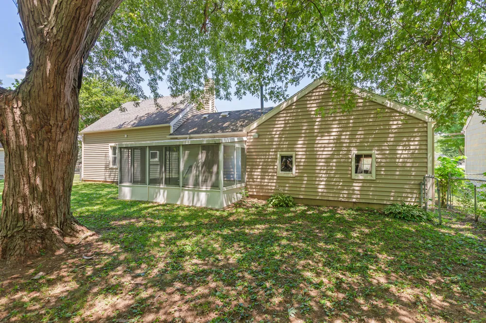 1055 Loren Road Adrian, MI 49221