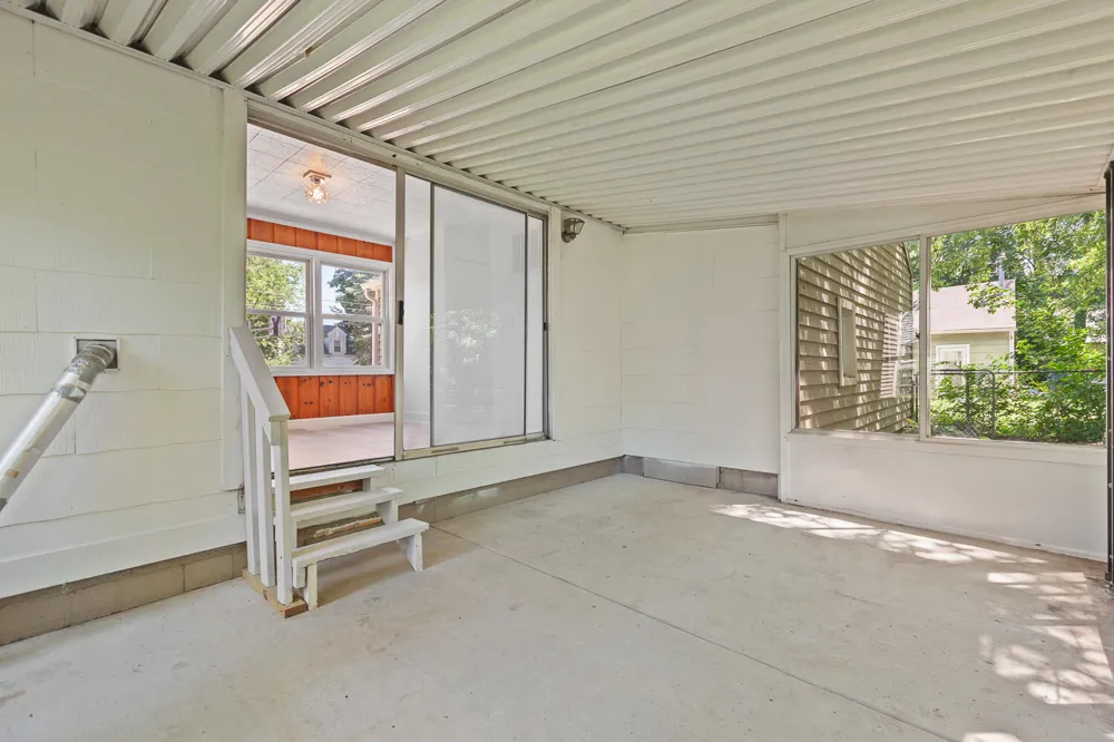 1055 Loren Road Adrian, MI 49221