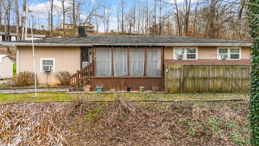 131 Scott Rd Harriman, TN 37748