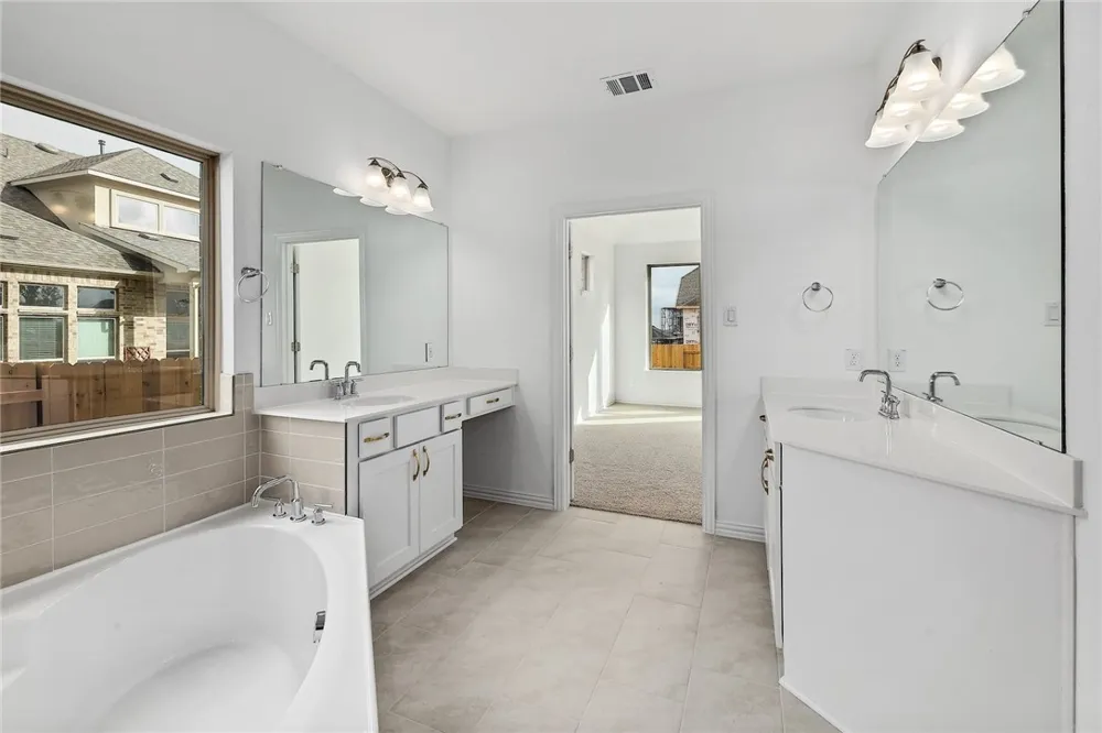 1212 Truscon Path Leander, TX 78641