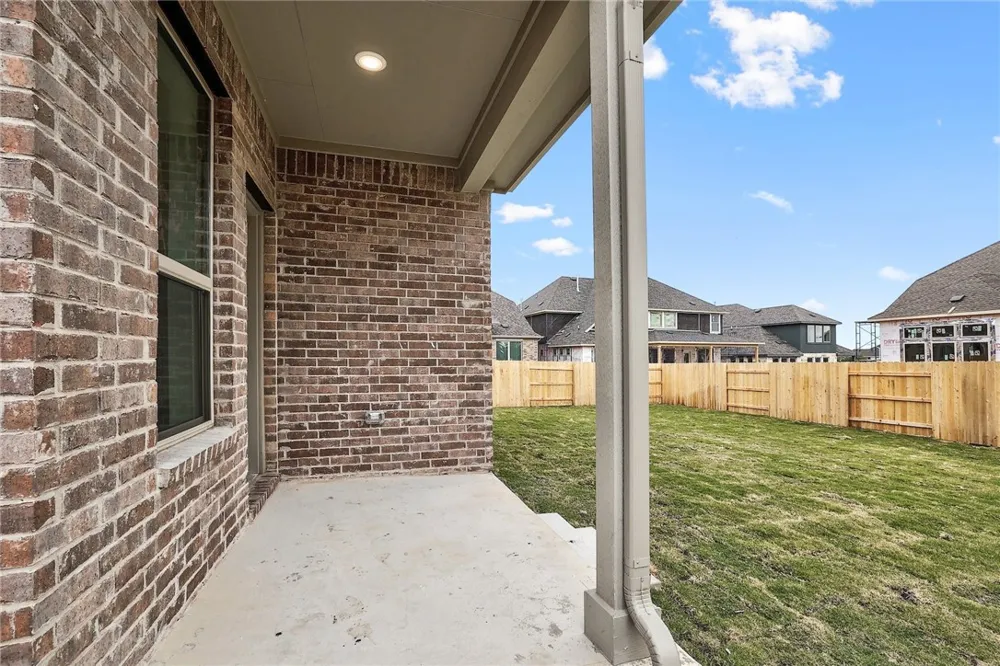 1212 Truscon Path Leander, TX 78641