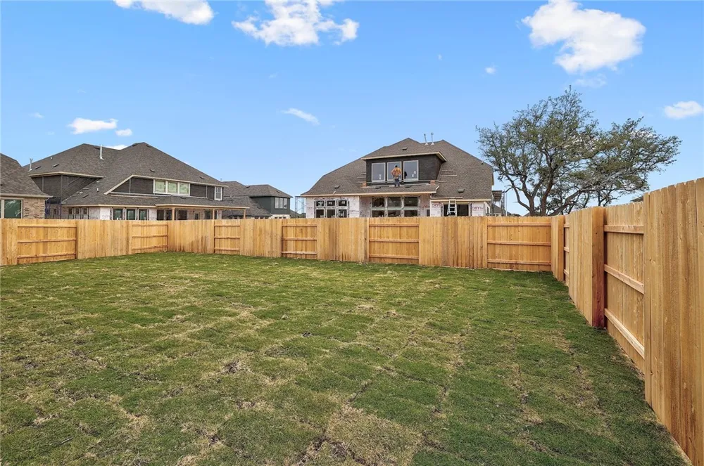 1212 Truscon Path Leander, TX 78641