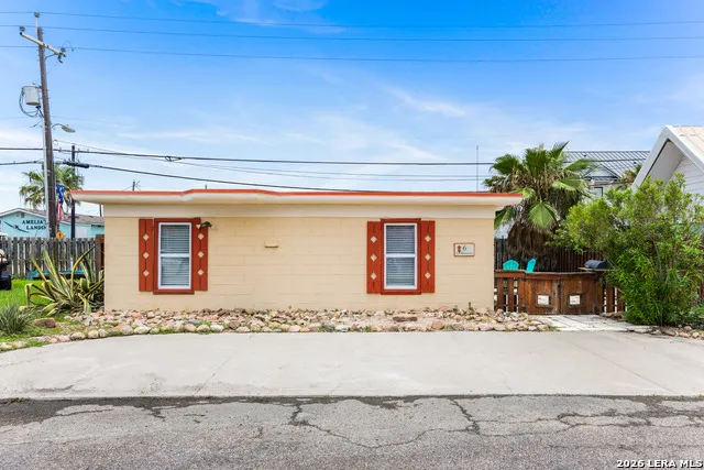 134 #6 Alister St Port Aransas, TX 78373