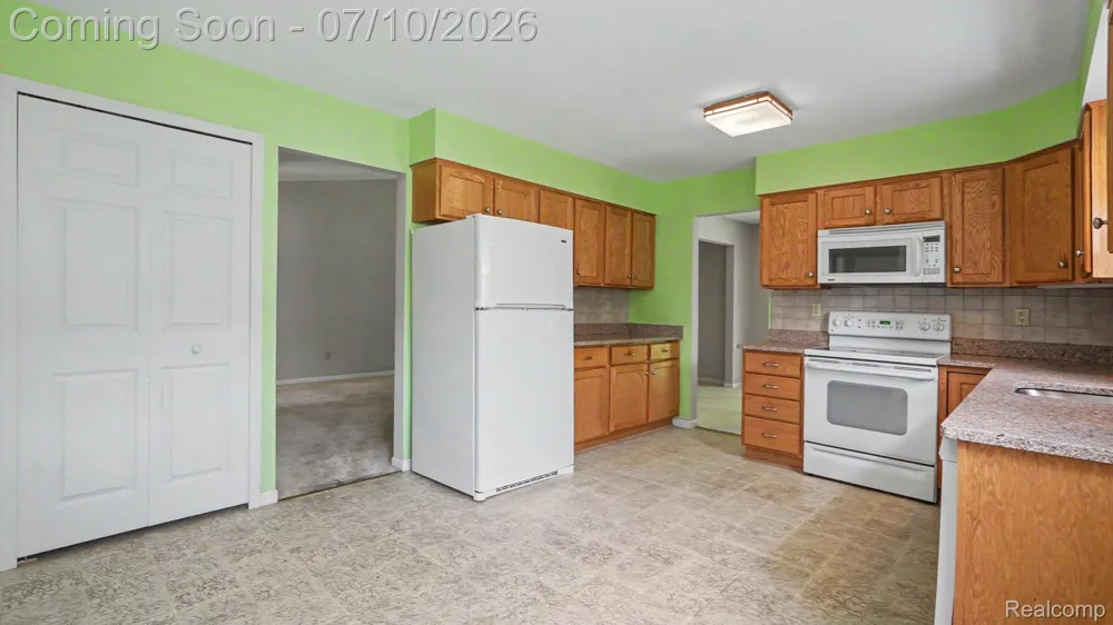 19405 Cardene Way Northville Township, MI 48167