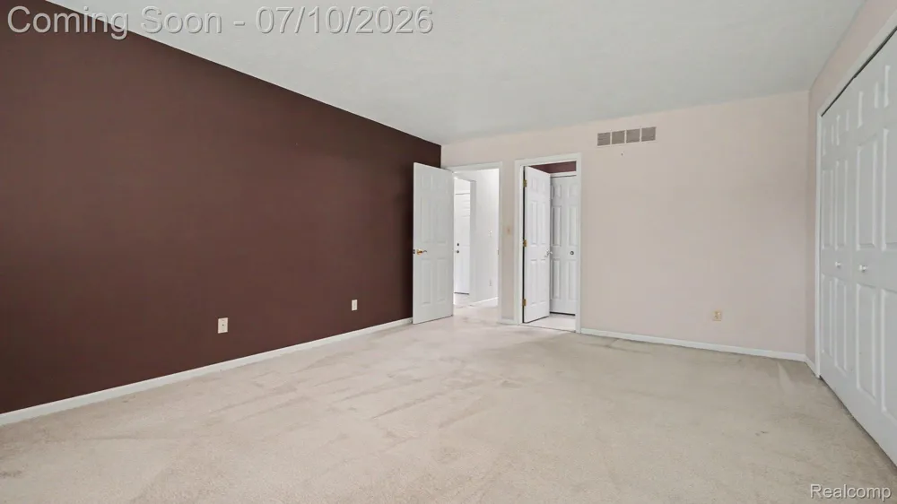 19405 Cardene Way Northville Township, MI 48167