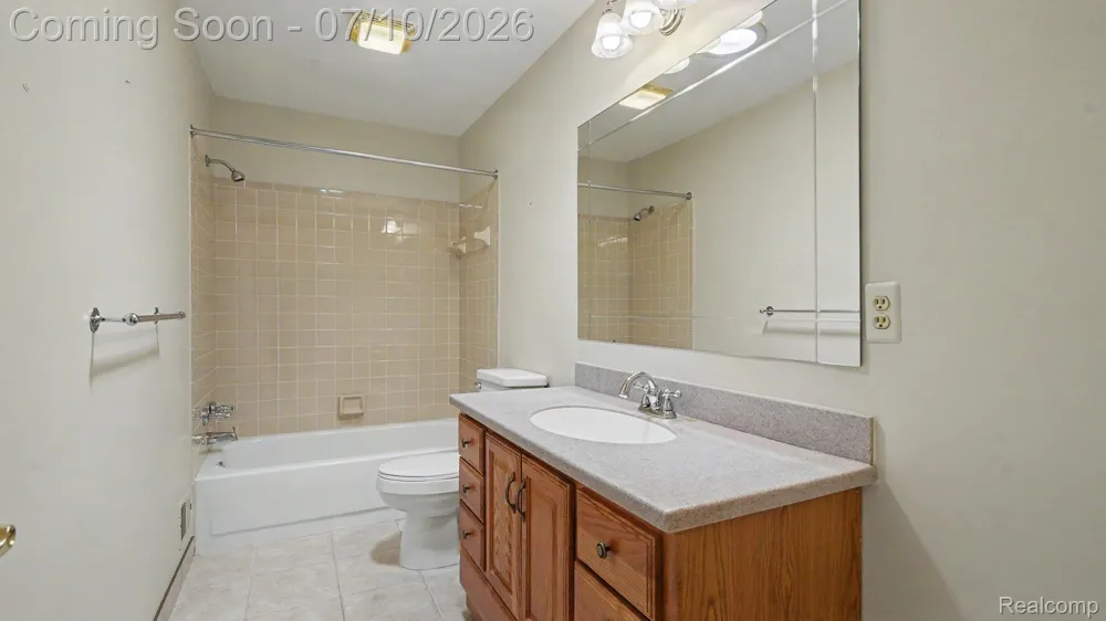 19405 Cardene Way Northville Township, MI 48167