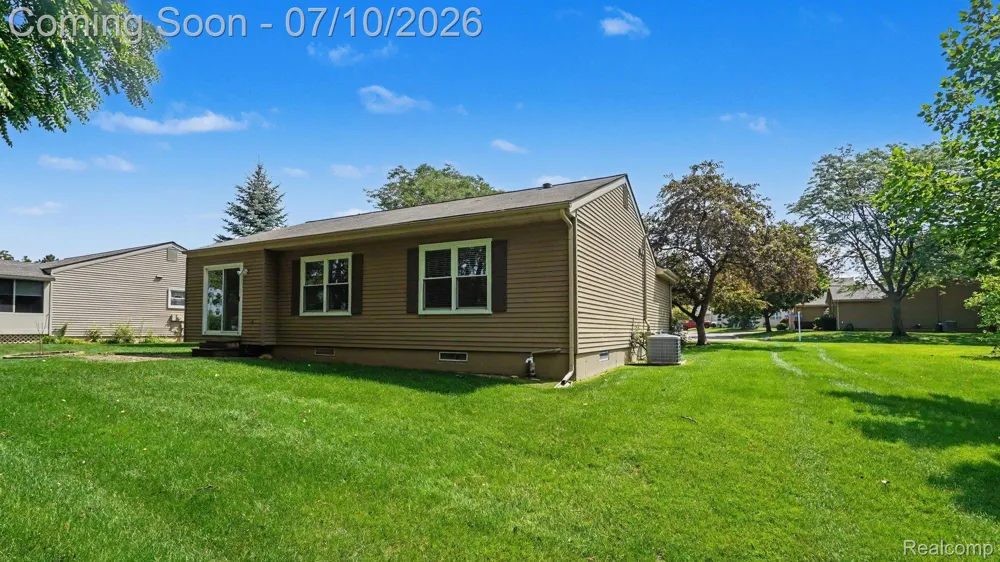 19405 Cardene Way Northville Township, MI 48167