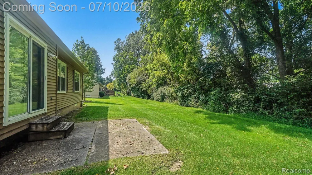 19405 Cardene Way Northville Township, MI 48167