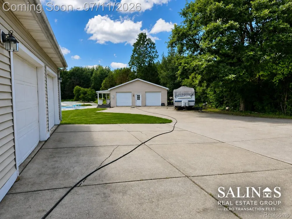 2120 Montague Road Davison Township, MI 48423