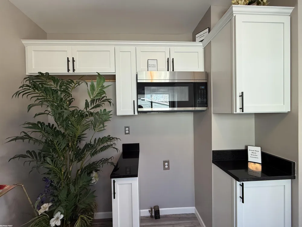 727 13th Street Port Huron City, MI 48060