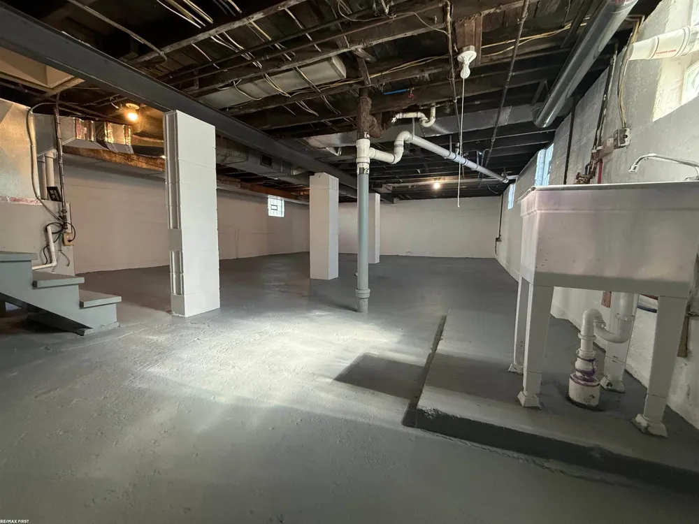 727 13th Street Port Huron City, MI 48060