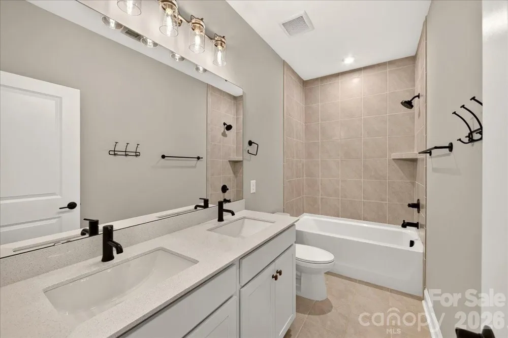 222 Lanyard Lane Belmont, NC 28012
