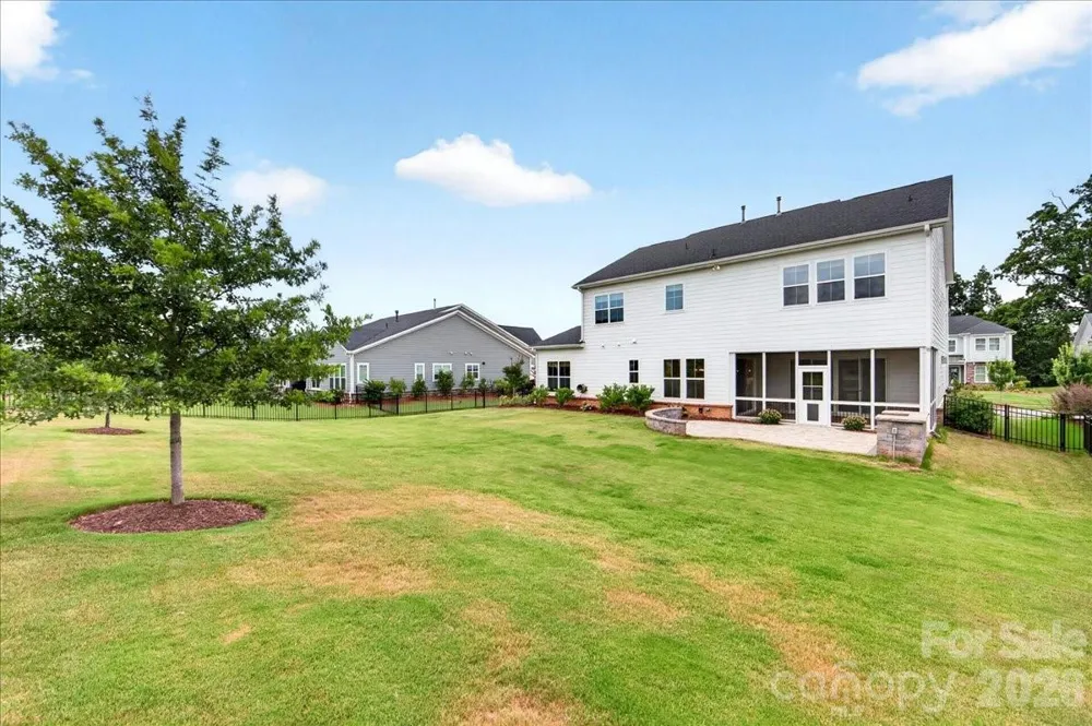 222 Lanyard Lane Belmont, NC 28012