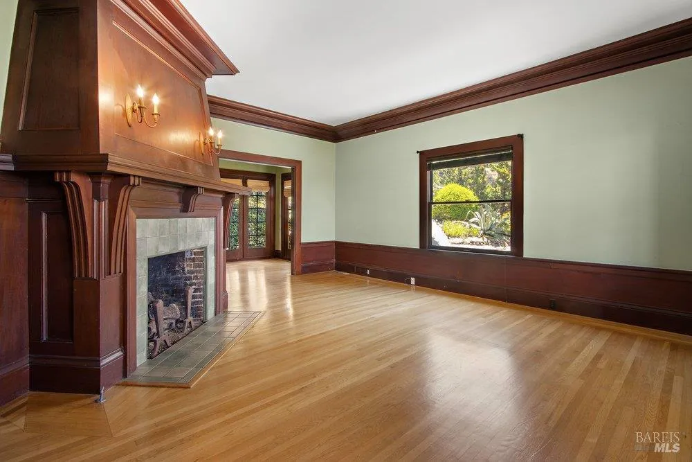356 Alexander Street Crockett, CA 94525