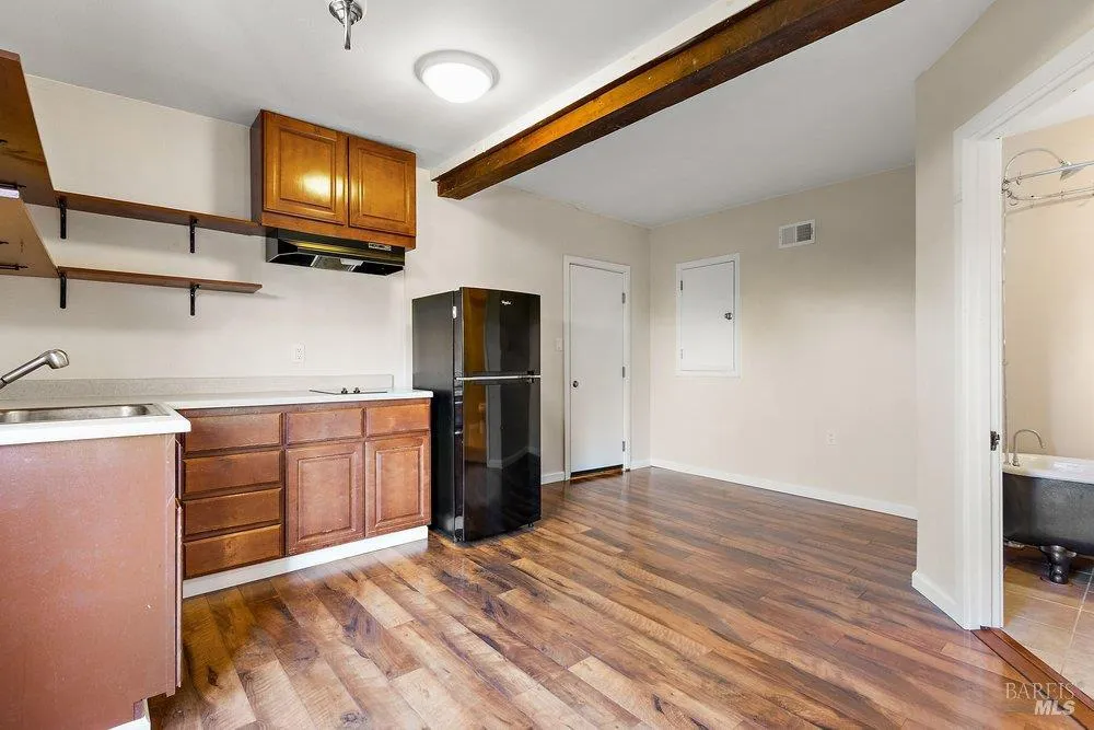 356 Alexander Street Crockett, CA 94525