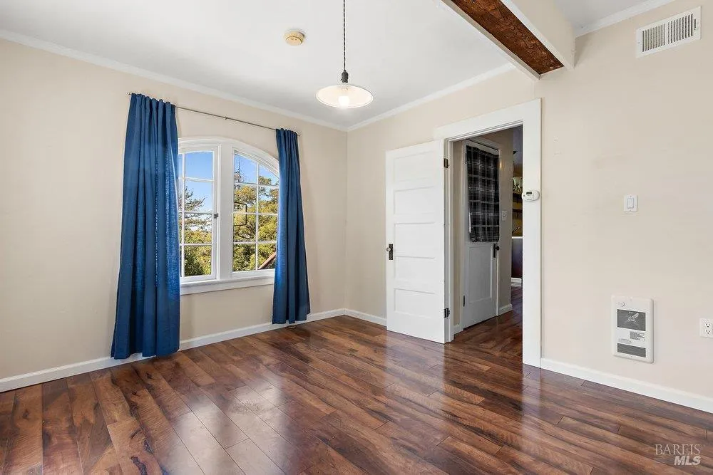 356 Alexander Street Crockett, CA 94525