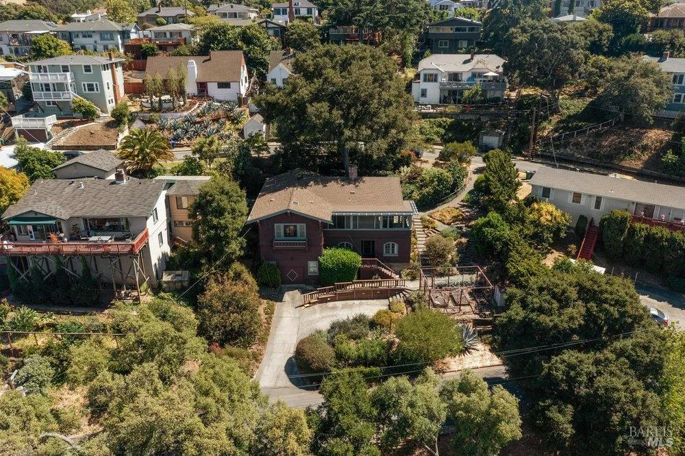 356 Alexander Street Crockett, CA 94525