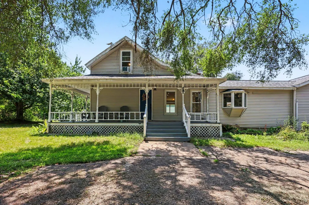 17180 Co Rd 215 Columbia Township, MI 49056