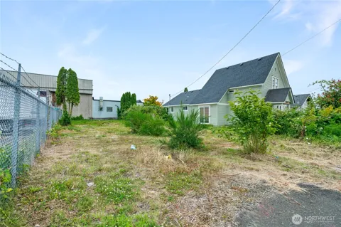 205 5th Street