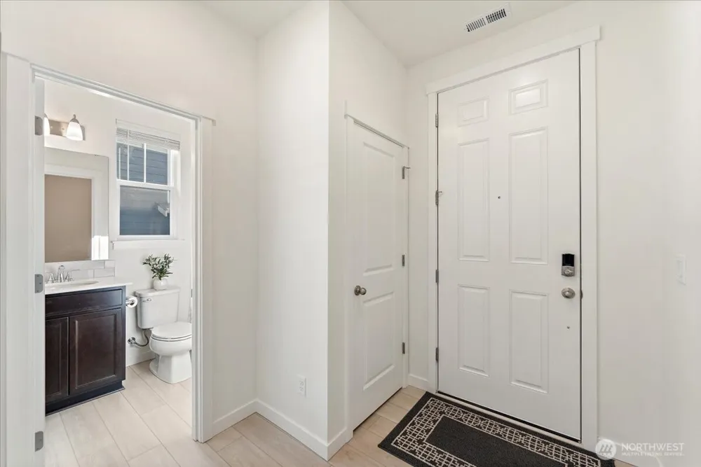 3476 Edith Avenue Enumclaw, WA 98022