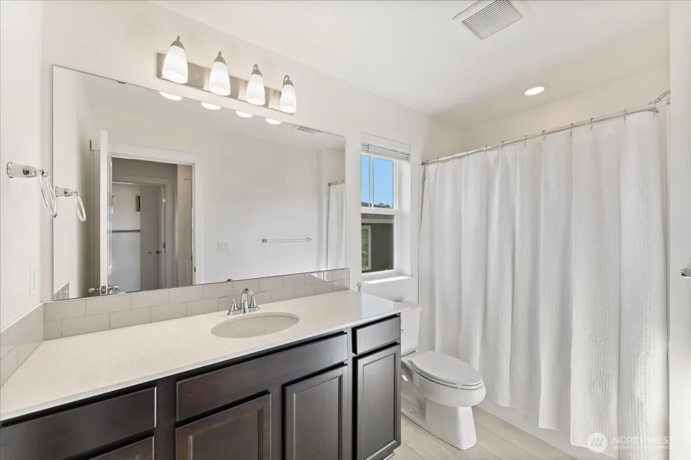3476 Edith Avenue Enumclaw, WA 98022