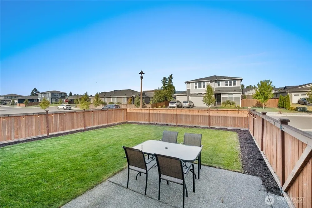 3476 Edith Avenue Enumclaw, WA 98022