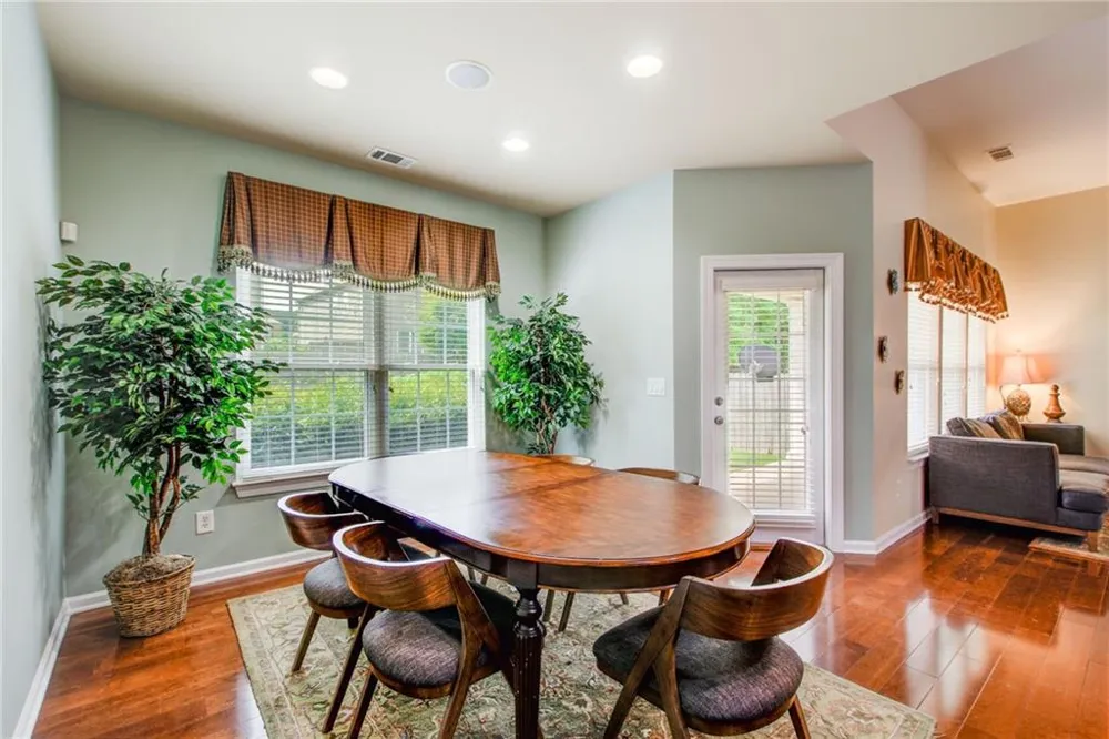 529 Olympic Way Acworth, GA 30102