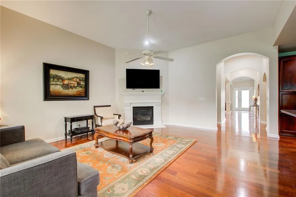 529 Olympic Way Acworth, GA 30102