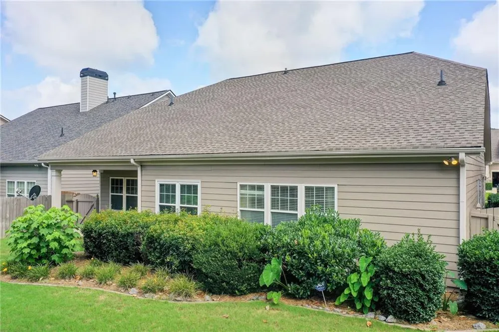 529 Olympic Way Acworth, GA 30102
