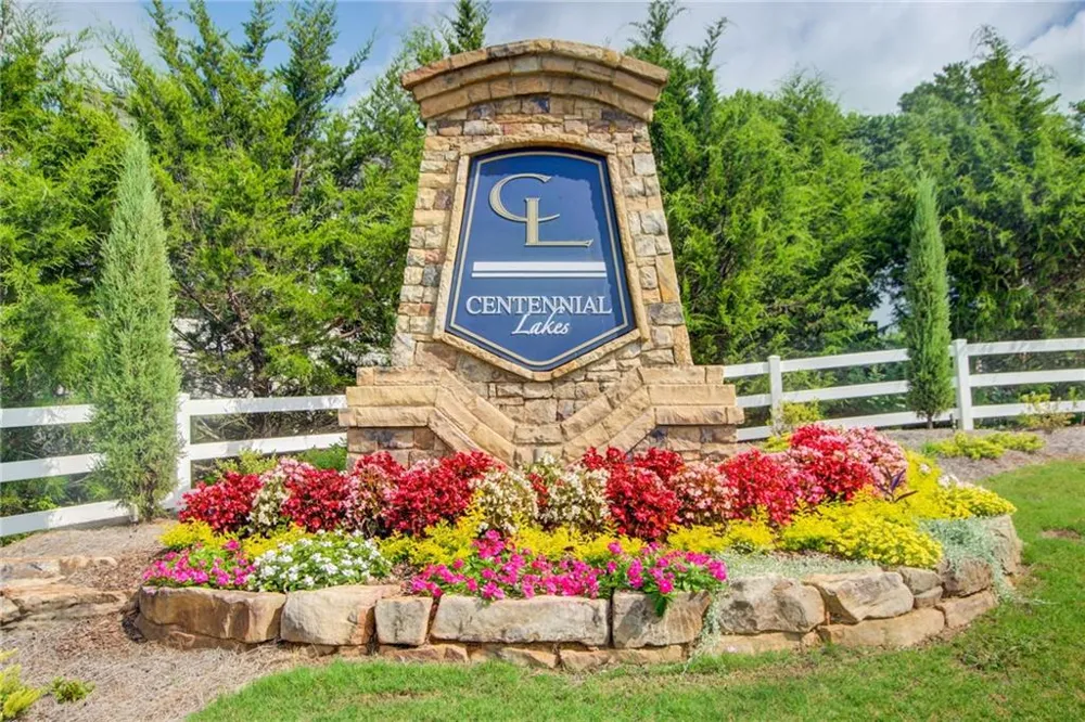529 Olympic Way Acworth, GA 30102