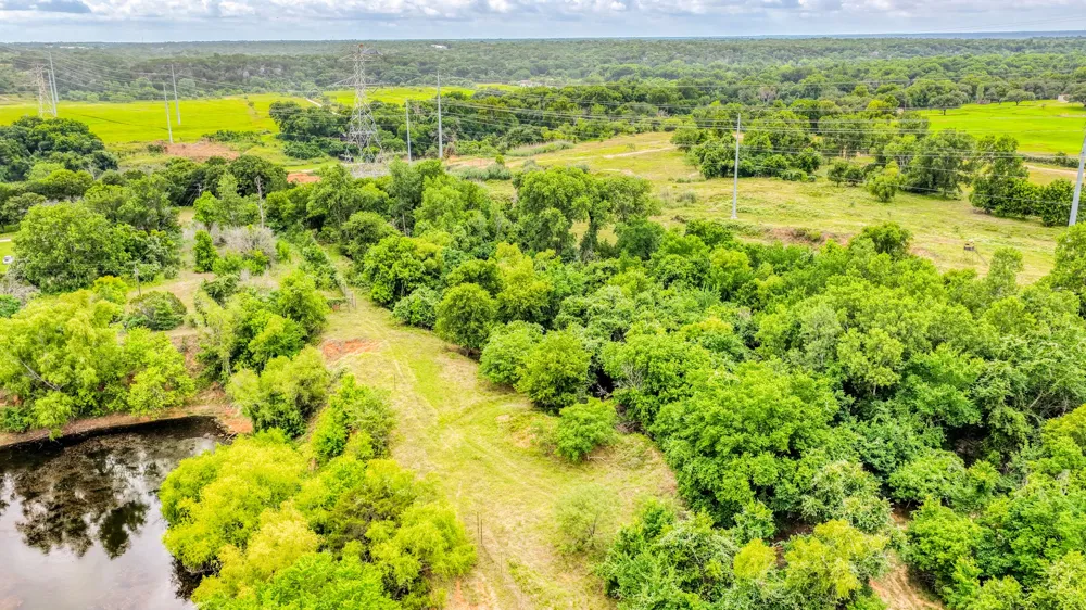 186 County Rd 3650 Clifton, TX 76634