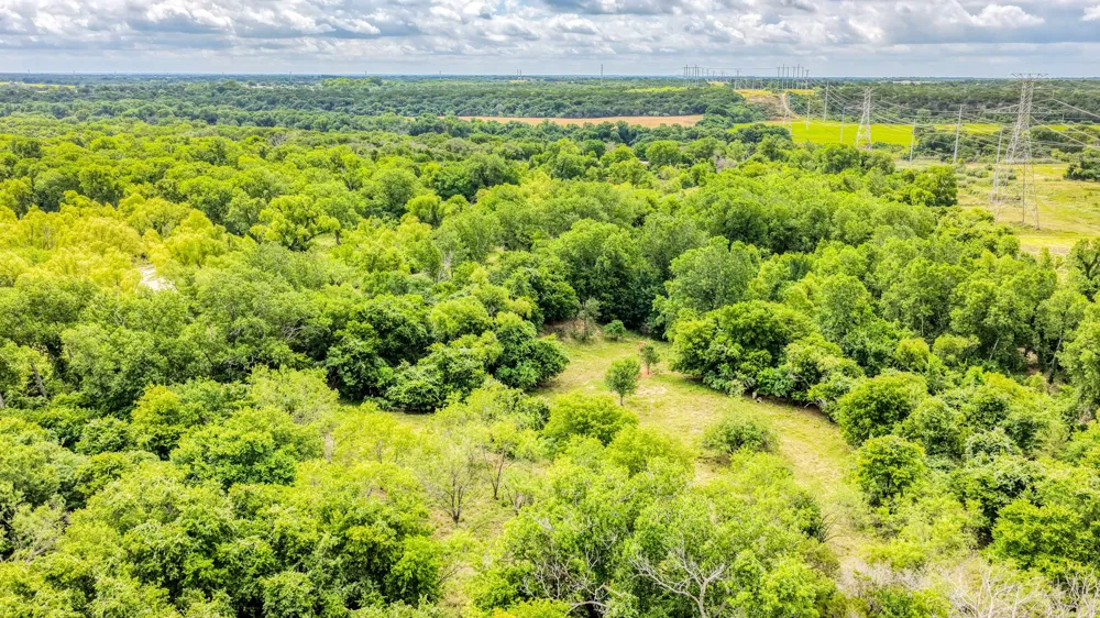 186 County Rd 3650 Clifton, TX 76634